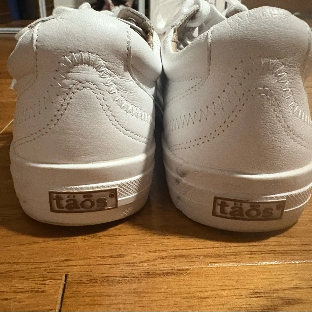 Taos Footwear White Women's Sneakers - Picture 3 of 6